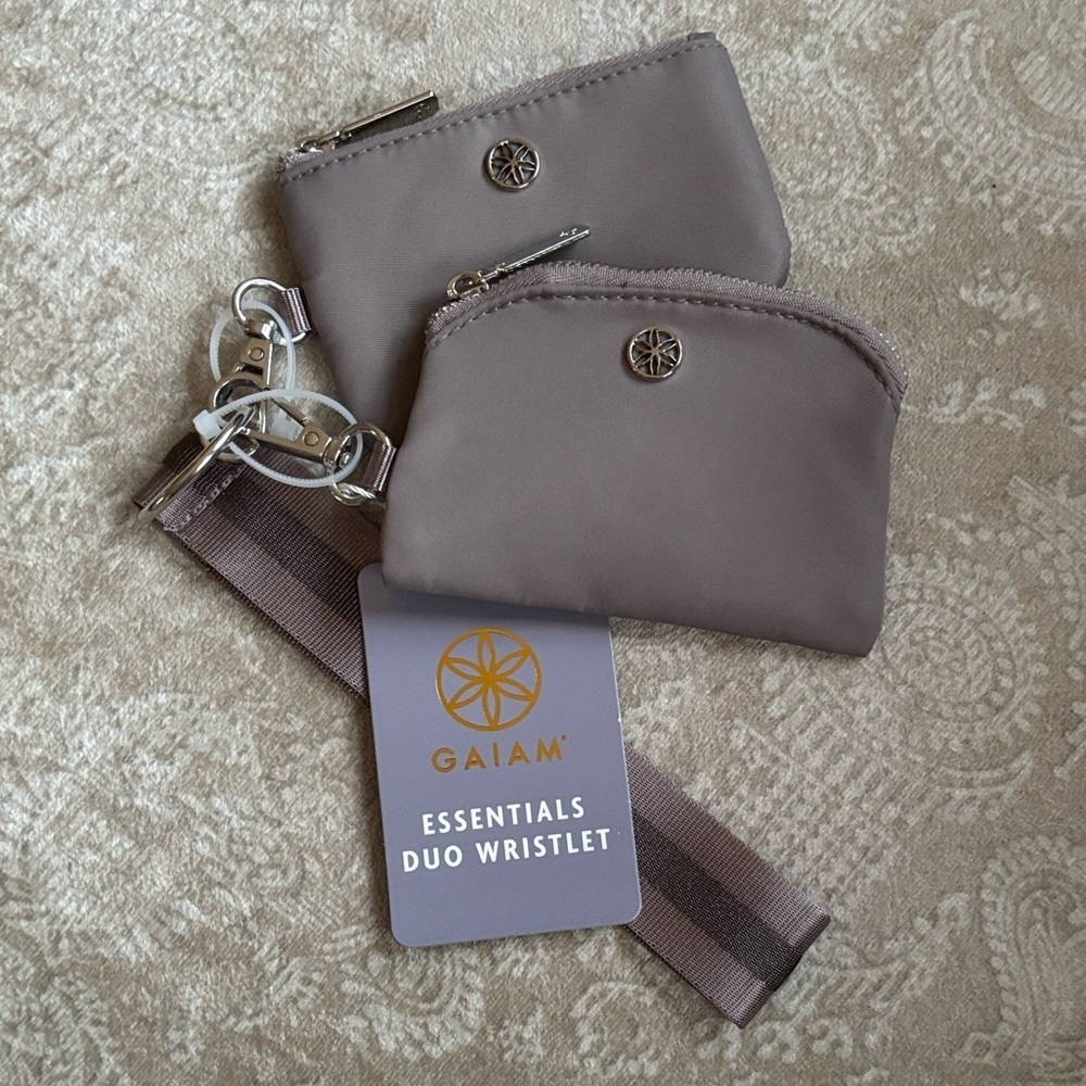 Brand New GAIAM Essentials Duo Wristlet w/ 2 Small Gray Zippered Coin Purses